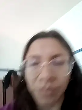 karlamorris  online show from February 5, 1:22 pm