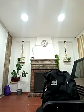 karlamorris  online show from September 24, 1:25 pm