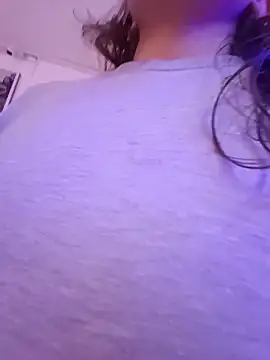 karlamorris  online show from October 30, 2:18 pm