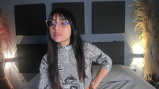 Sophy SmileSweet online show from February 6, 11:43 am