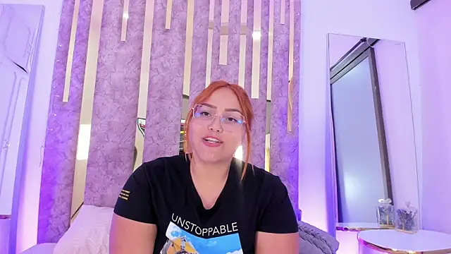 LeahxBarker online show from March 19, 4:57 am