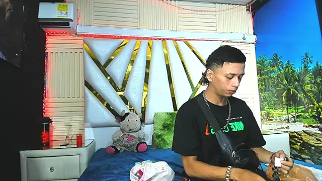 Ashley James online show from September 23, 8:23 pm