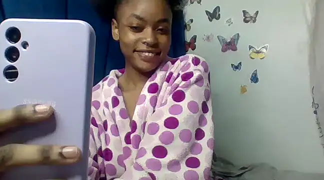 Snapshot of _crystal_princesss chatting on January 17, 11:40 pm crystal princesss online show from January 17, 11:40 pm