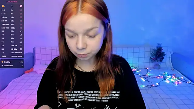 crystal lilith online show from December 22, 6:59 pm