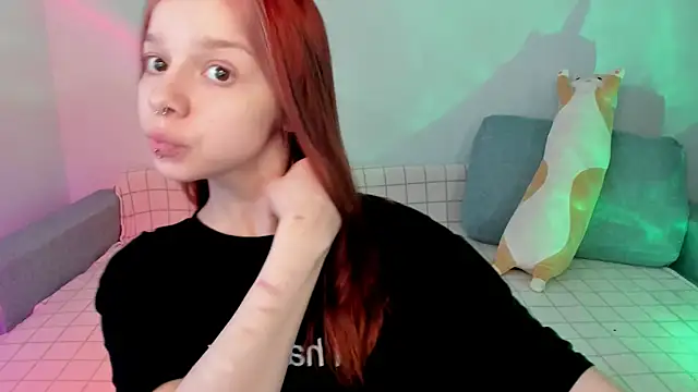 crystal lilith online show from January 12, 12:23 pm