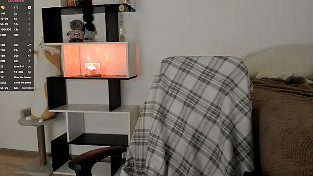 crystal lilith online show from March 22, 10:39 am