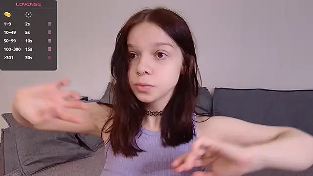 crystal lilith online show from October 6, 4:59 pm