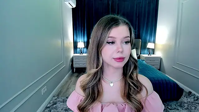 FollowLovee online show from October 5, 7:56 pm