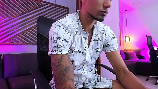 MagnusFrost online show from January 27, 11:33 pm