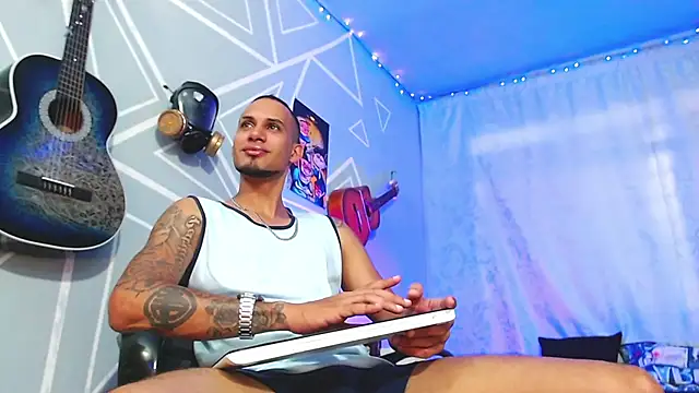 MagnusFrost online show from February 17, 7:42 pm