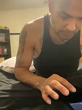 Houstonslong1 online show from November 22, 5:06 am