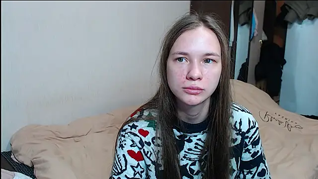 leila bambi  online show from December 5, 1:49 pm