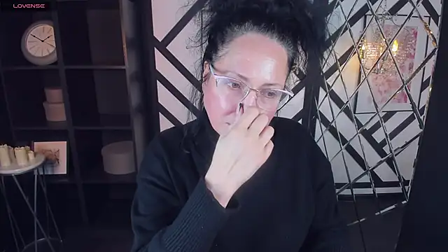 Anita Muse online show from January 17, 3:01 am