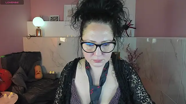 Anita Muse online show from October 30, 8:42 pm