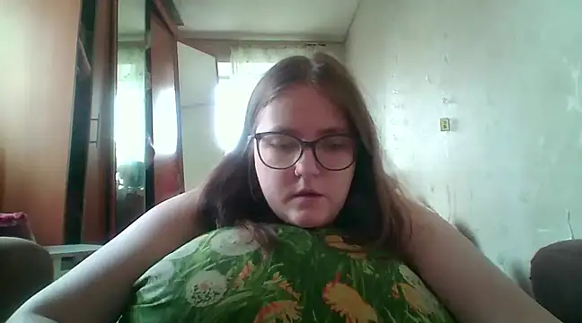 DesireMelissa online show from February 16, 8:10 am