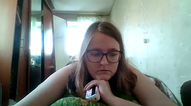 DesireMelissa online show from February 20, 7:34 am