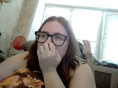 DesireMelissa online show from November 19, 6:57 am