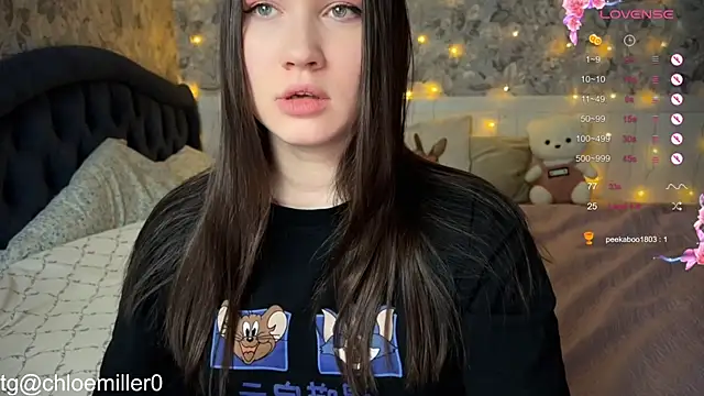 ChloeMillerMeow online show from February 12, 7:13 pm