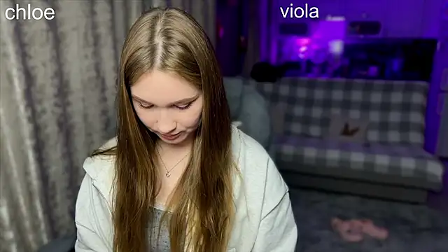 ChloeMillerMeow online show from November 10, 3:11 pm