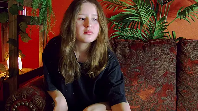 Snapshot of SquirtBabee chatting on October 5, 4:05 pm SquirtBabee online show from October 5, 4:05 pm