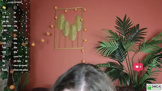 Snapshot of SquirtBabee chatting on October 15, 5:02 pm SquirtBabee online show from October 15, 5:02 pm