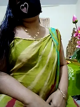 Snapshot of Ameera19 chatting on February 13, 12:21 pm Ameera19 online show from February 13, 12:21 pm