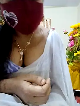 Snapshot of Ameera19 chatting on February 25, 5:41 am Ameera19 online show from February 25, 5:41 am