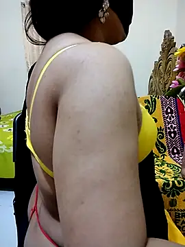 Snapshot of Ameera19 chatting on October 15, 8:31 pm Ameera19 online show from October 15, 8:31 pm