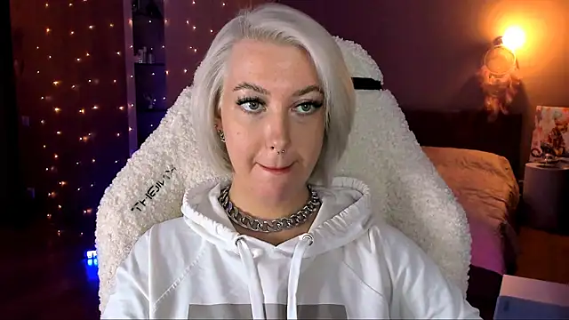 tykioty Miley online show from January 26, 2:41 pm