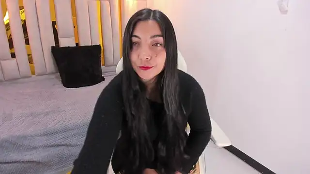 Karla hernandez  online show from January 31, 11:03 am