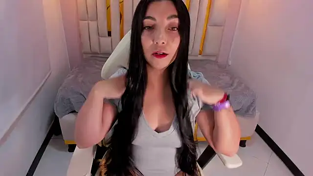 Karla hernandez  online show from March 1, 11:06 am