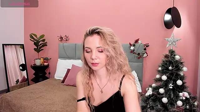 EvaMoran online show from December 30, 7:59 am