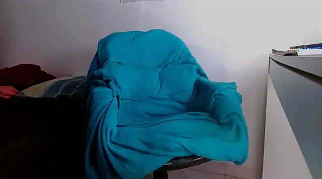 Snapshot of deividcloud36 chatting on March 1, 4:26 am deividcloud36 online show from March 1, 4:26 am