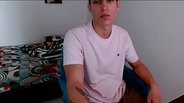 Snapshot of deividcloud36 chatting on October 10, 3:22 pm deividcloud36 online show from October 10, 3:22 pm