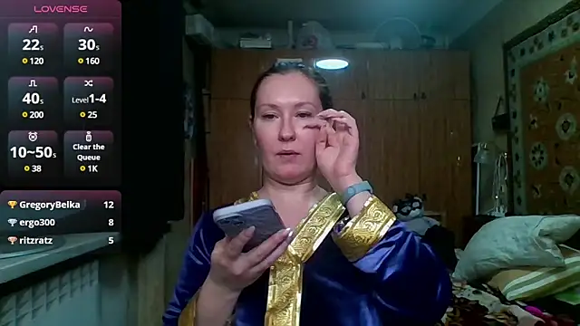 Snapshot of AnnaXLovers chatting on December 23, 11:04 am AnnaXLovers online show from December 23, 11:04 am