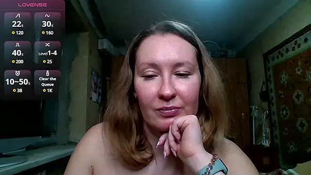 Snapshot of AnnaXLovers chatting on December 29, 1:49 pm AnnaXLovers online show from December 29, 1:49 pm