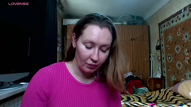 Snapshot of AnnaXLovers chatting on January 9, 11:25 am AnnaXLovers online show from January 9, 11:25 am