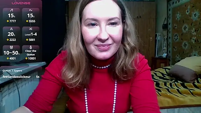 Snapshot of AnnaXLovers chatting on February 18, 1:55 pm AnnaXLovers online show from February 18, 1:55 pm