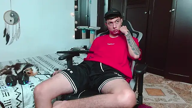 aaron blug online show from December 12, 6:47 am