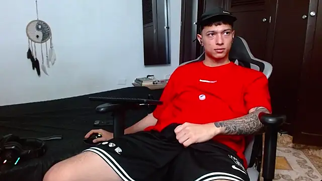 aaron blug online show from February 19, 1:51 am