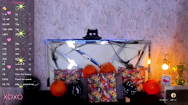 dominic thailor online show from October 7, 2:36 pm