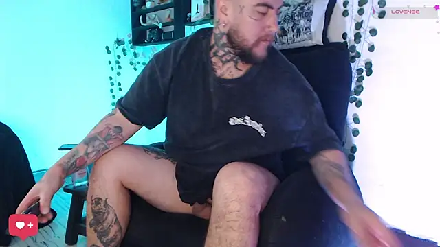 Ash gusbig online show from December 4, 4:32 am