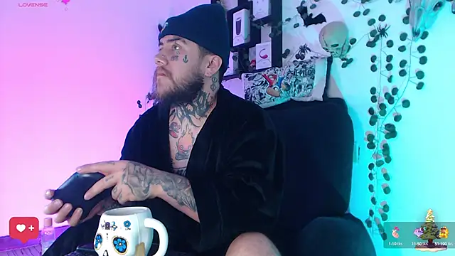 Ash gusbig online show from December 18, 7:04 am