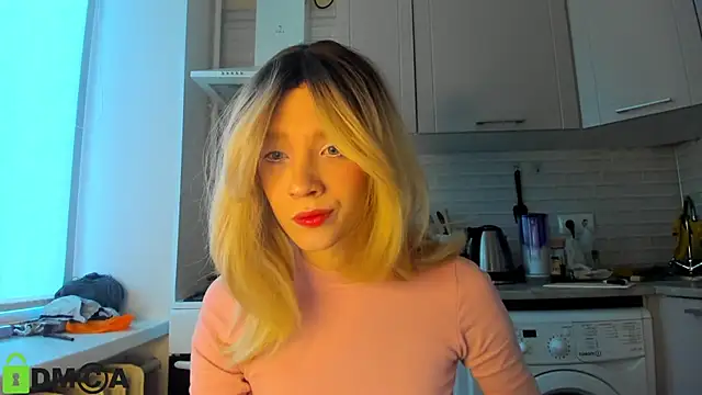  Alice Kitty online show from December 13, 8:30 am