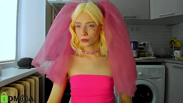  Alice Kitty online show from December 20, 11:00 am