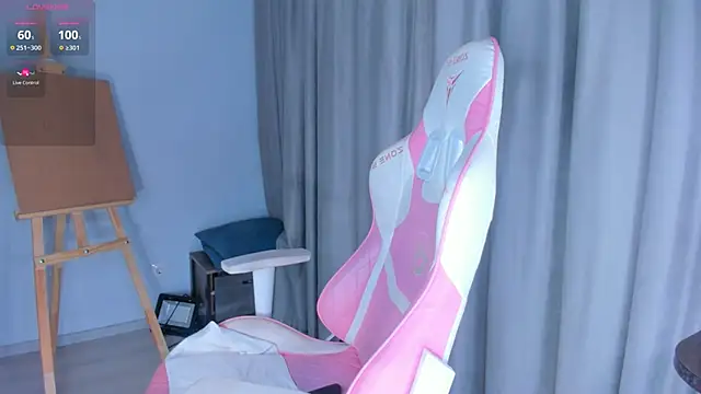 JennyWoody online show from January 18, 3:49 pm