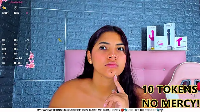 AriannaLewiis online show from February 5, 7:31 pm