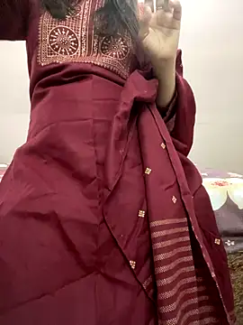 Snapshot of samayra124 chatting on October 30, 3:24 pm samayra124 online show from October 30, 3:24 pm