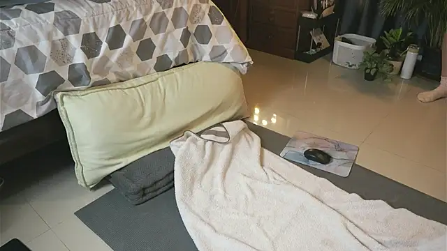 Snapshot of Winnie_sweet chatting on January 12, 12:12 pm Winnie sweet online show from January 12, 12:12 pm