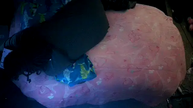 Snapshot of EbonyFetishQueen chatting on September 27, 4:34 pm EbonyFetishQueen online show from September 27, 4:34 pm